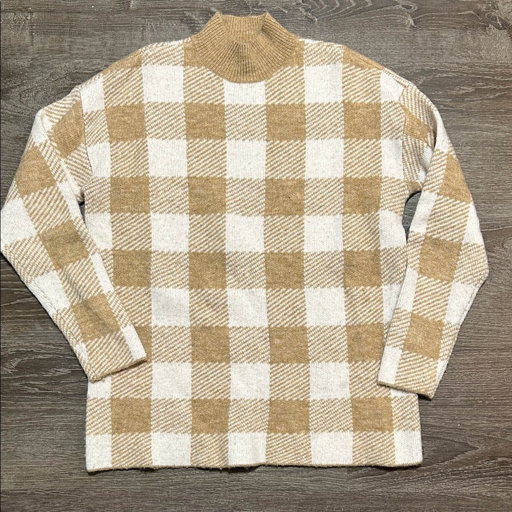 Beige and White Checkered Sweater